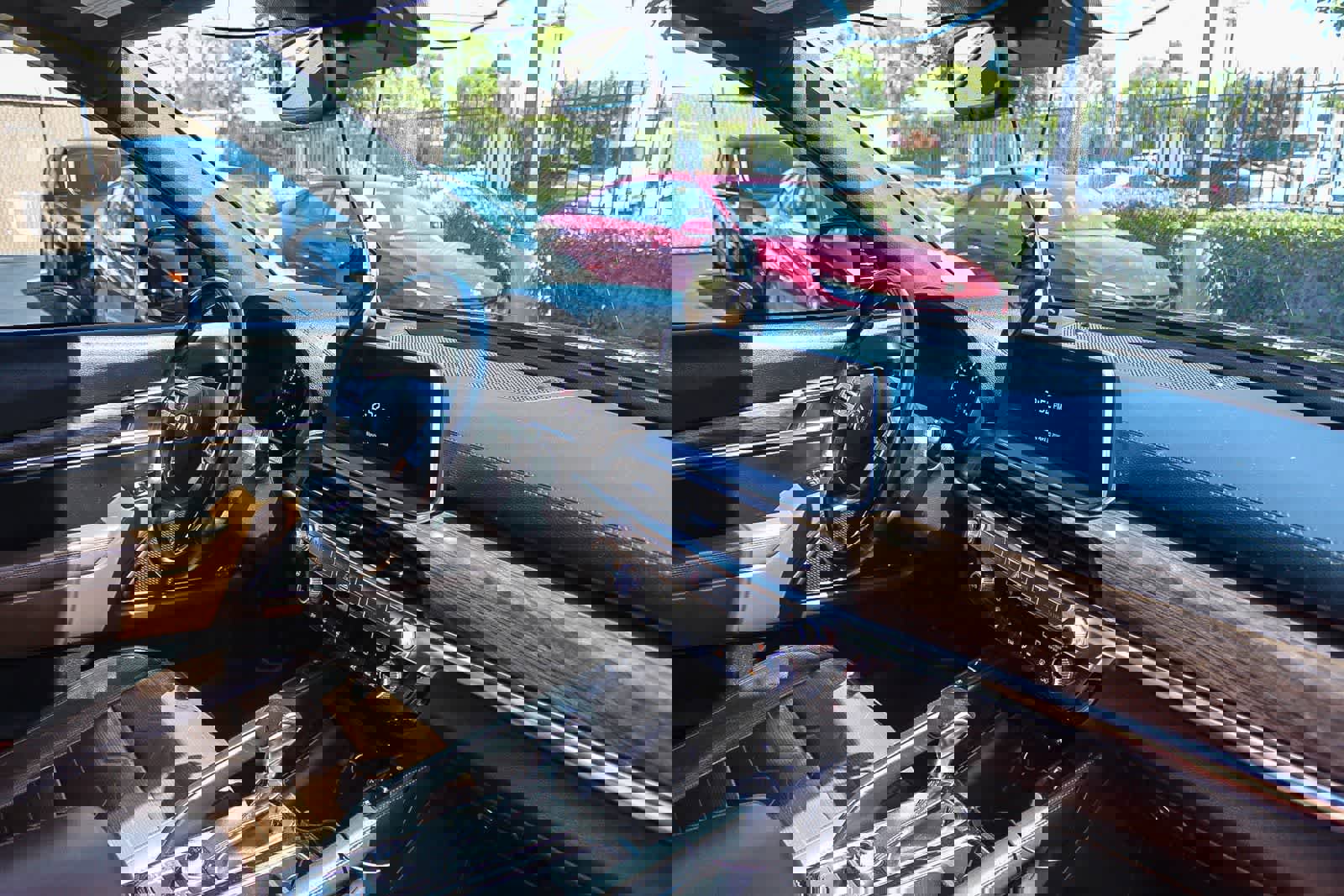 Used 2020 Kia Telluride SX w/ SX Prestige Package image 22