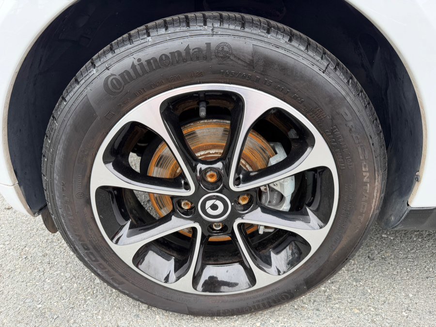 Used 2017 smart fortwo electric drive image 39