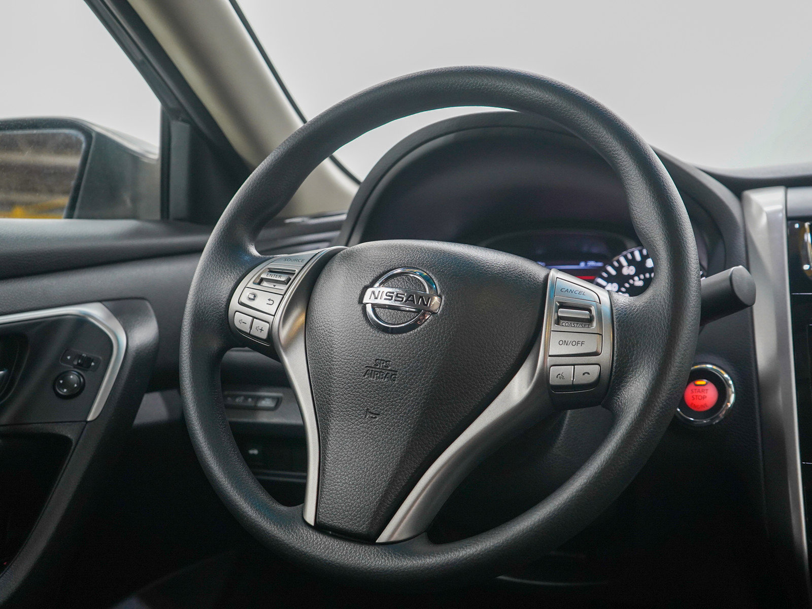 Used 2015 Nissan Altima 2.5 S w/ Special Edition Package FWD image 14