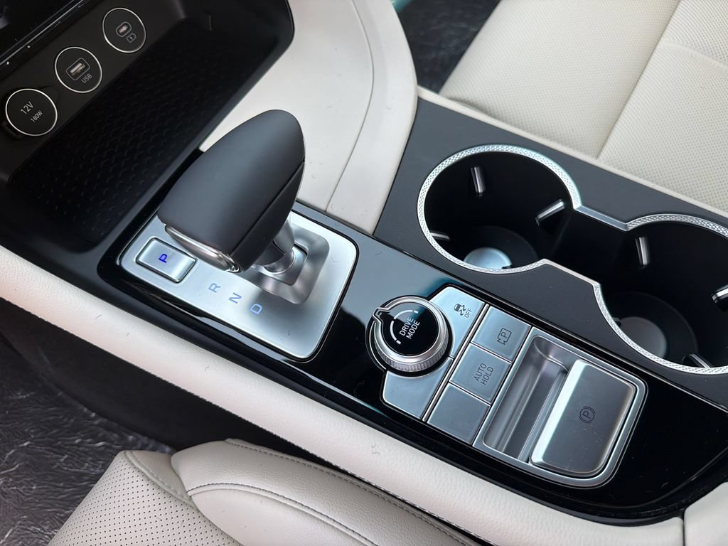 New 2026 Genesis G70 2.5T RWD image 33