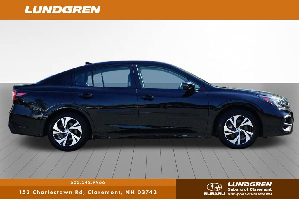 New 2025 Subaru Outback Premium image 2