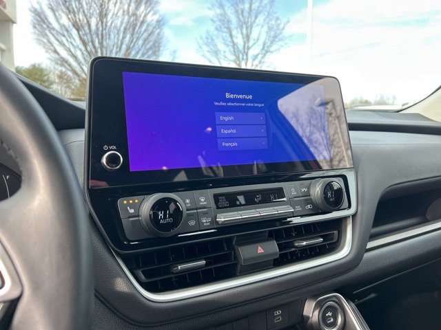 Used 2024 Toyota Grand Highlander XLE image 25