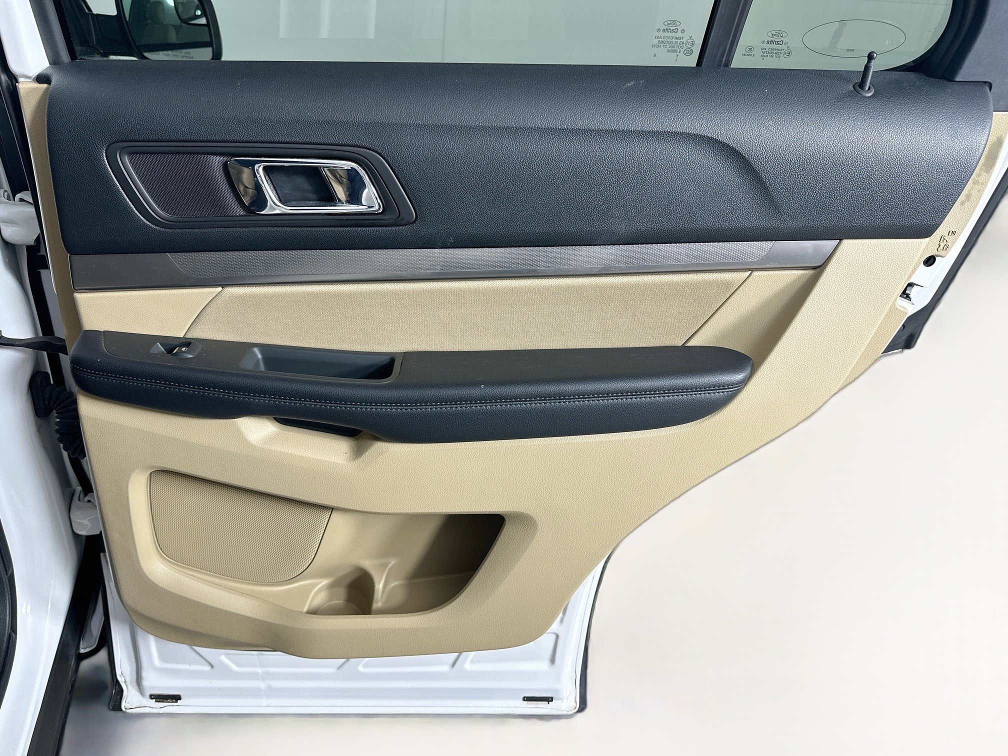 Used 2017 Ford Explorer FWD image 30