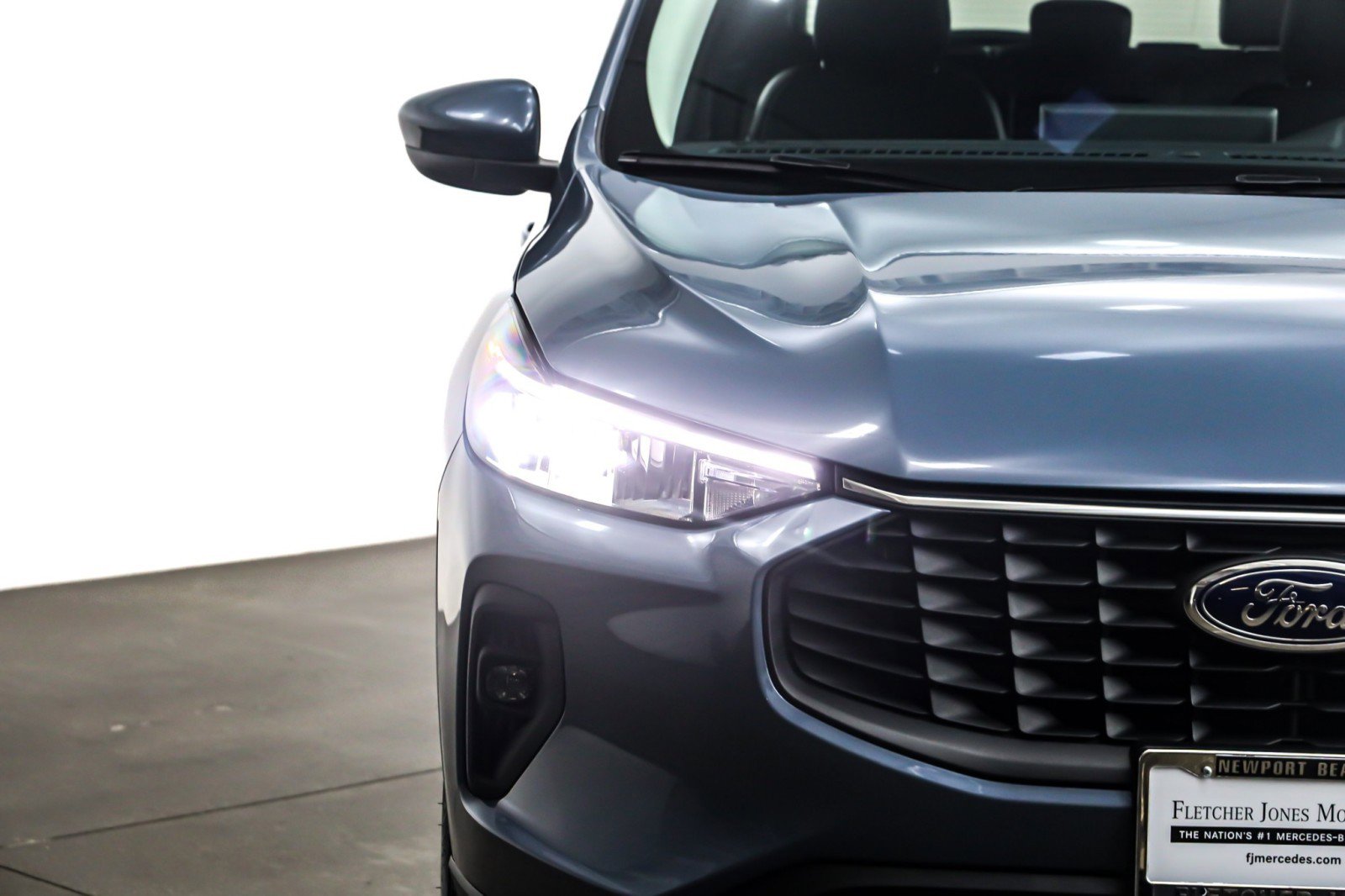 Used 2025 Ford Escape SE w/ Class II Trailer Tow Package image 14