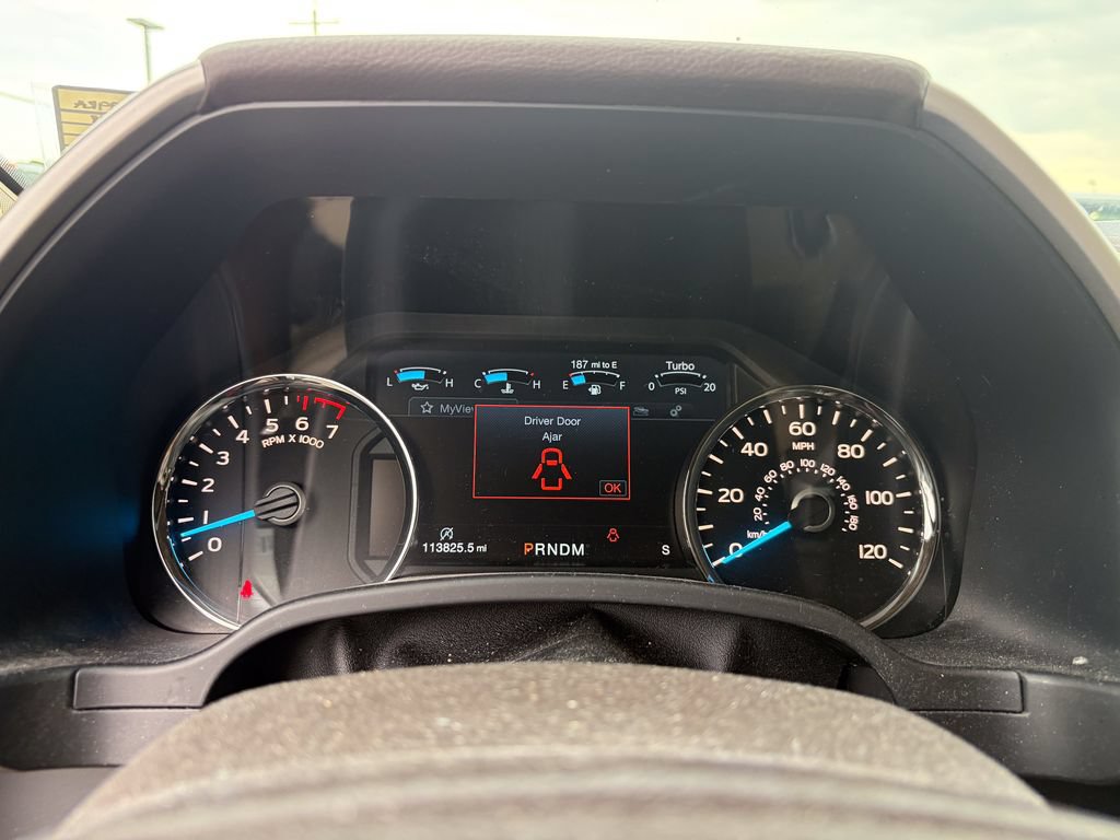 Used 2018 Ford F150 Lariat w/ Trailer Tow Package AWD/4WD image 25