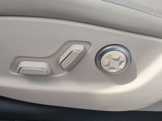 Used 2026 Genesis GV80 2.5T Advanced image 15