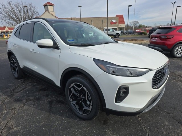 New 2026 Ford Escape Platinum w/ Premium Technology Package image 7