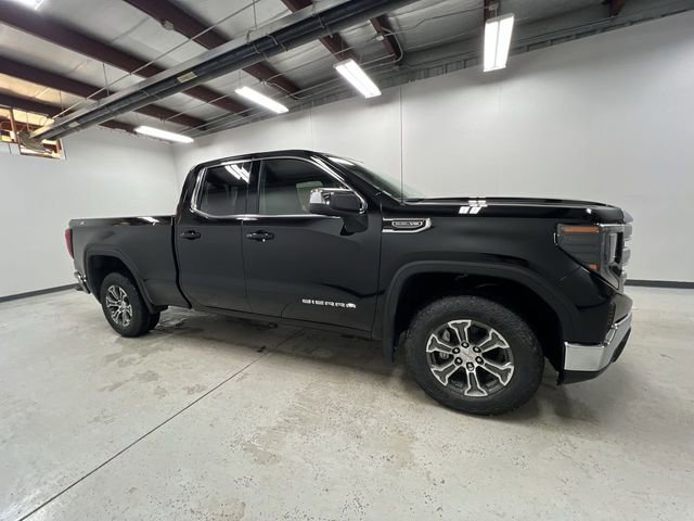 New 2026 GMC Sierra 1500 SLE image 9