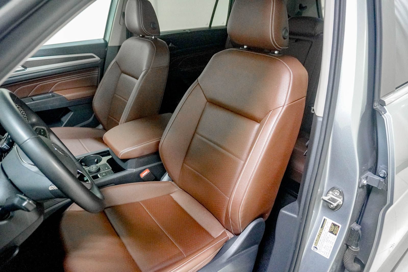 Used 2023 Volkswagen Atlas SE w/ Panoramic Sunroof Package AWD/4WD image 19