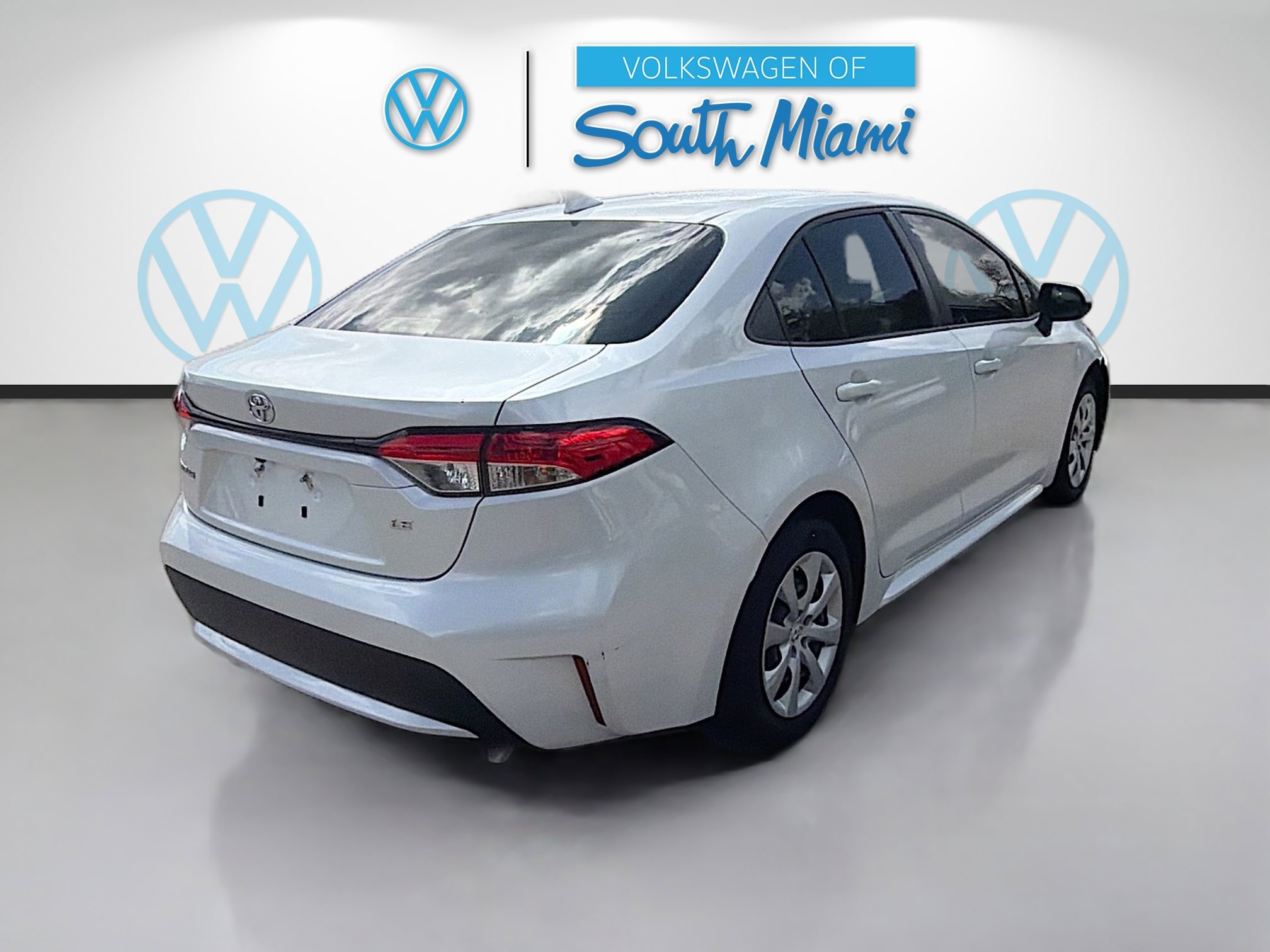 Used 2022 Toyota Corolla LE image 7