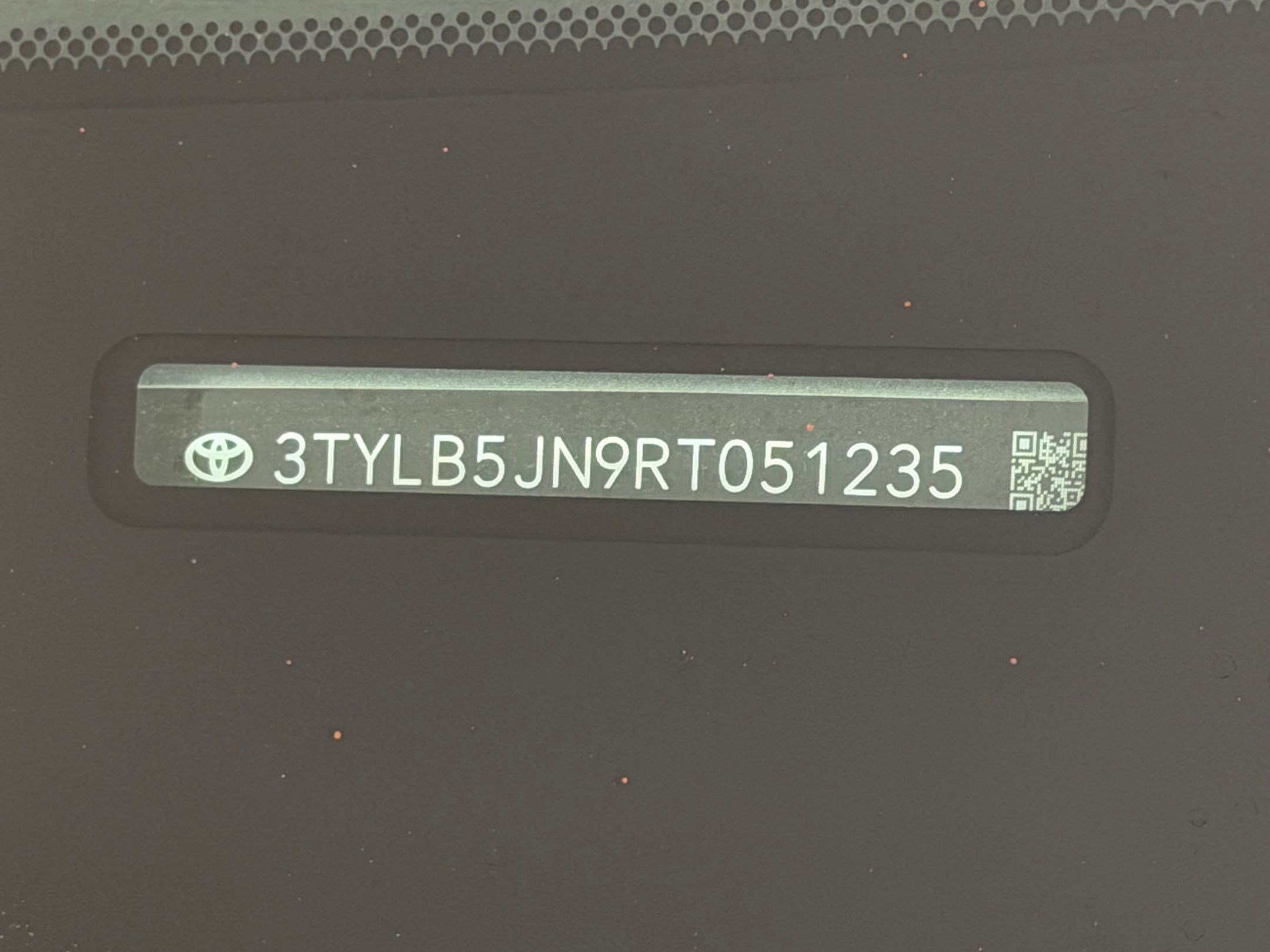 Certified 2024 Toyota Tacoma SR5 image 19