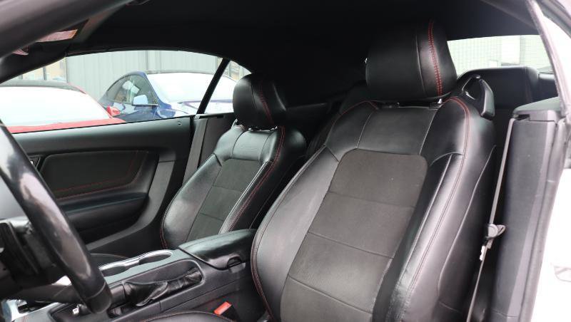 Used 2020 Ford Mustang GT Premium w/ Equipment Group 401A RWD image 12