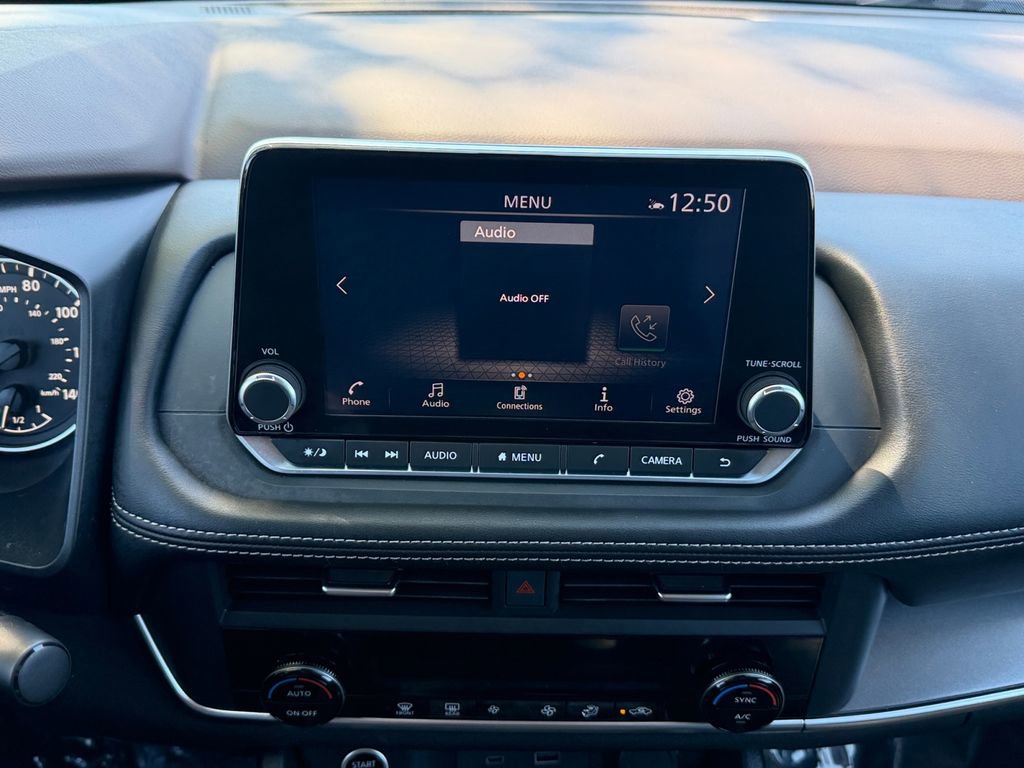 Used 2023 Nissan Rogue SV image 21