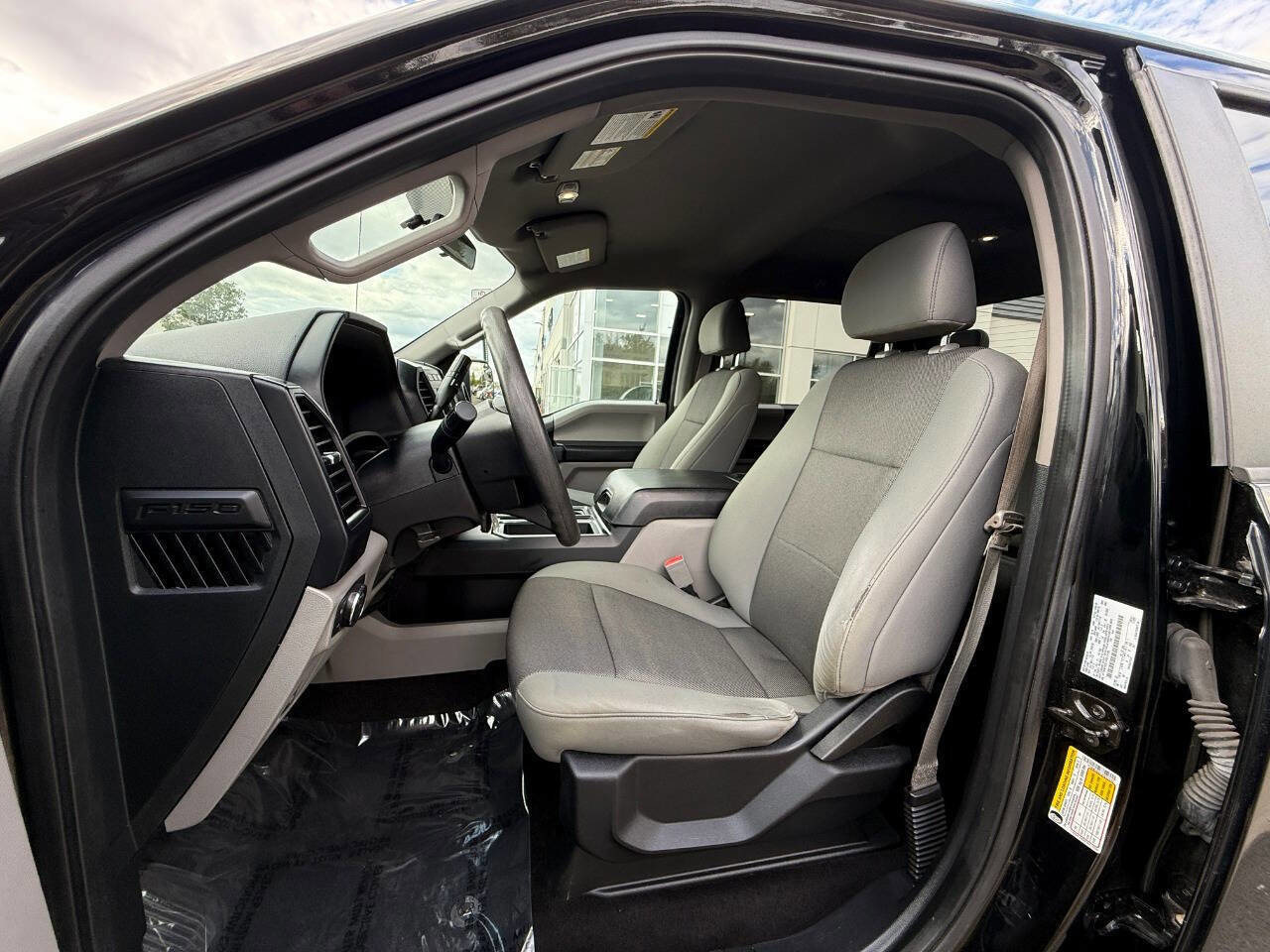 Used 2018 Ford F150 XL w/ Equipment Group 101A Mid image 17