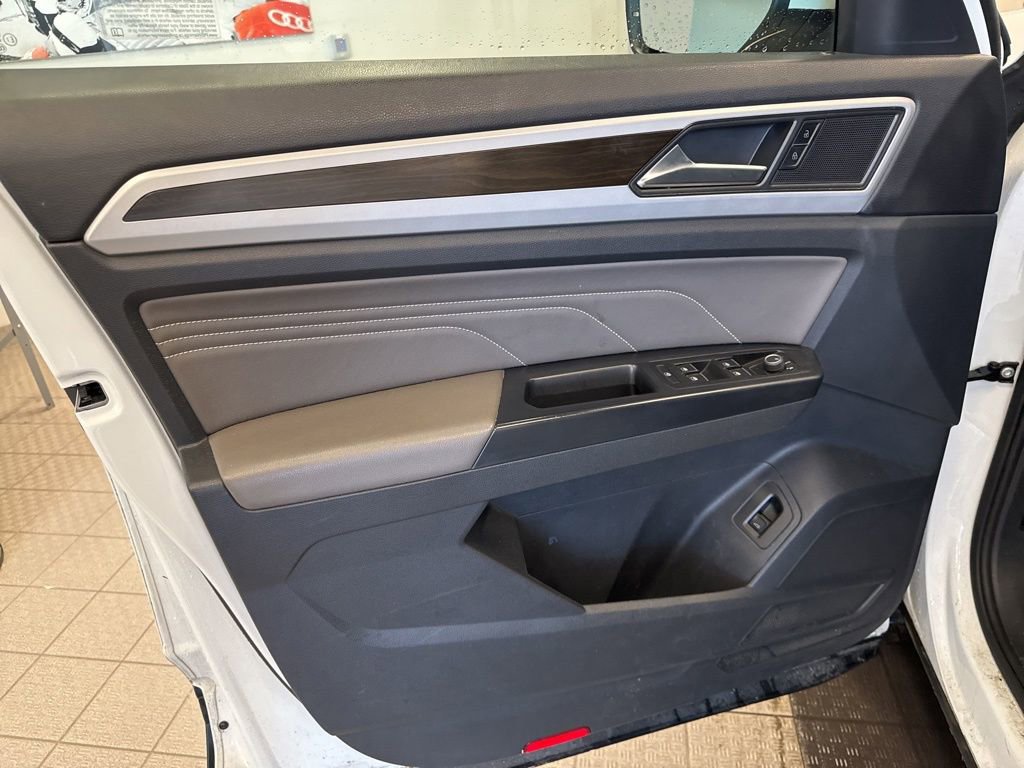 Used 2021 Volkswagen Atlas SE w/ Panoramic Sunroof Package image 20