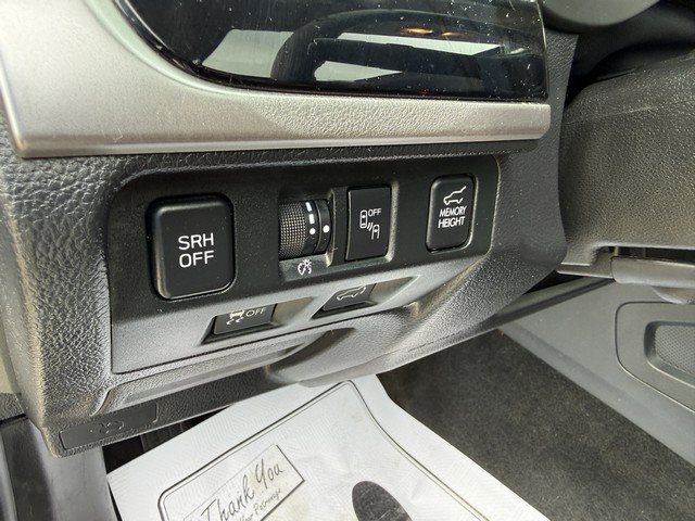 Used 2017 Subaru Forester 2.5i Touring AWD/4WD image 16