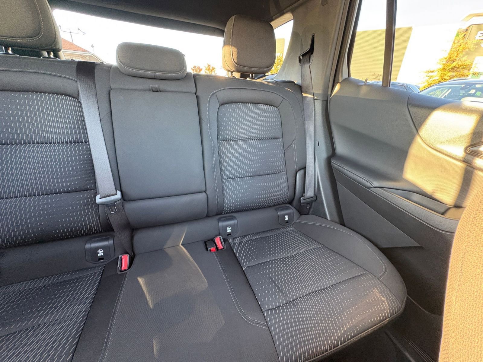 Used 2025 Chevrolet Equinox LT image 36