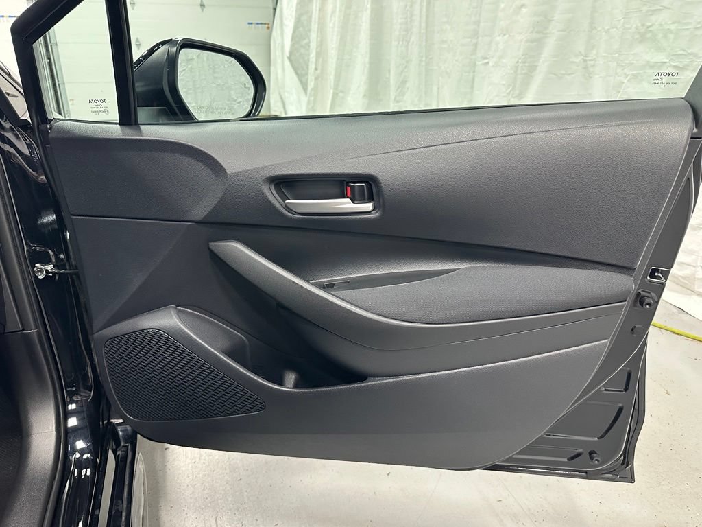 Used 2026 Toyota Corolla SE FWD image 55
