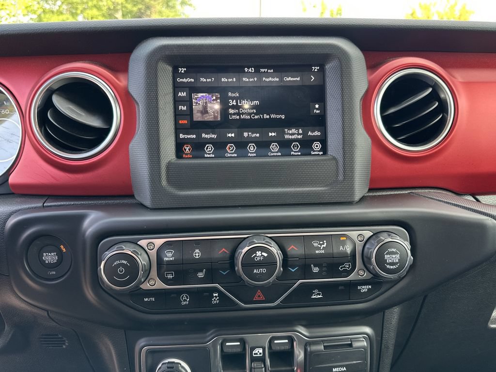 Certified 2021 Jeep Wrangler Unlimited Rubicon w/ Cold Weather Group AWD/4WD image 11