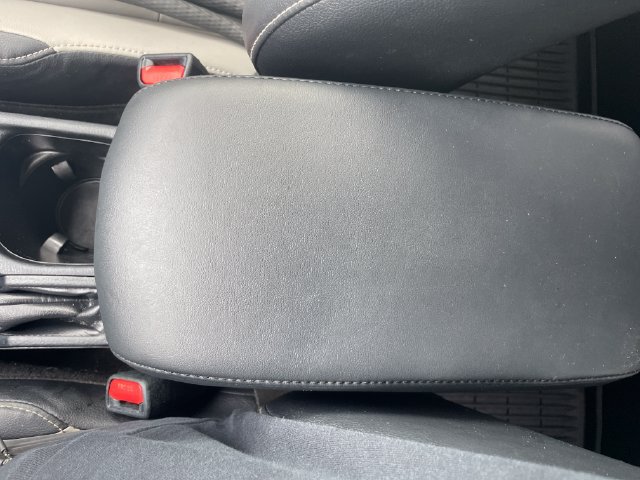 Used 2016 Toyota RAV4 Limited w/ Advanced Technology Package AWD/4WD image 17