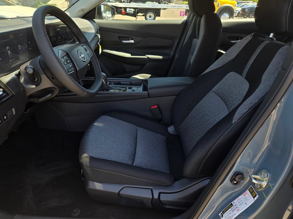 New 2026 Nissan Sentra SV w/ SV Convenience Package FWD image 7