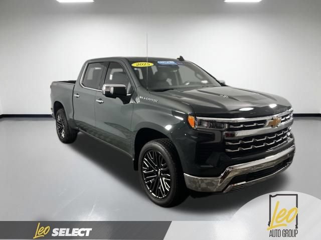 Used 2025 Chevrolet Silverado 1500 LTZ w/ Technology Package AWD/4WD image 11