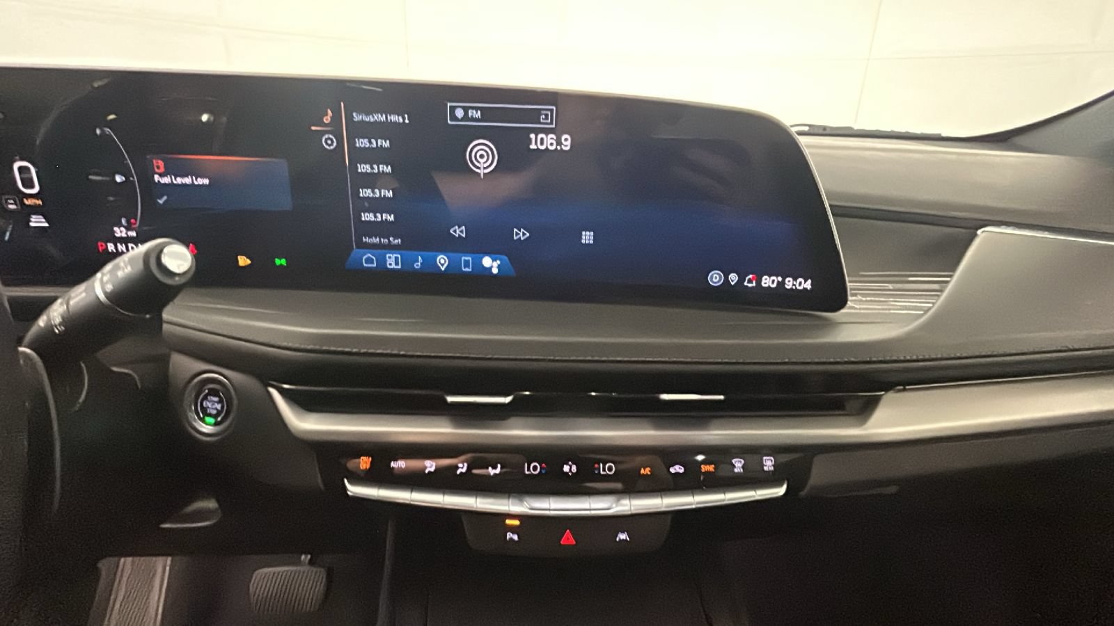 Used 2024 Cadillac XT4 Premium Luxury AWD/4WD image 26