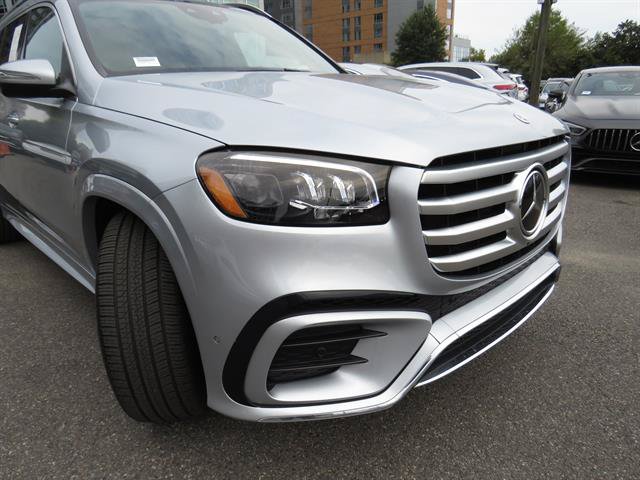 Used 2025 Mercedes-Benz GLS 450 4MATIC w/ AMG Line Exterior image 29