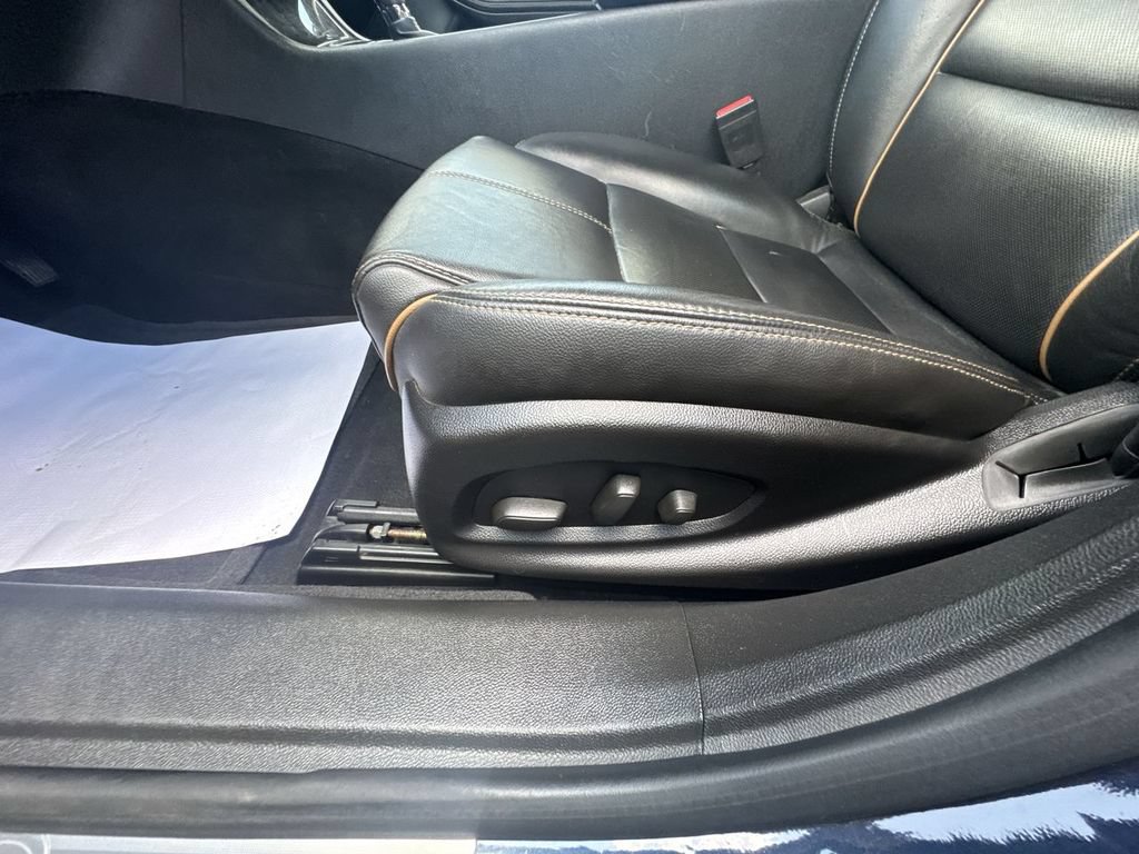 Used 2016 Chevrolet Impala LTZ FWD image 18