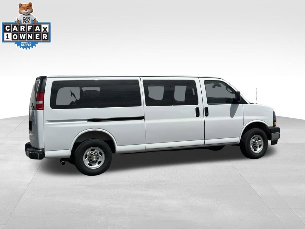 Used 2025 Chevrolet Express 3500 LT w/ LT Preferred Equipment Group image 9
