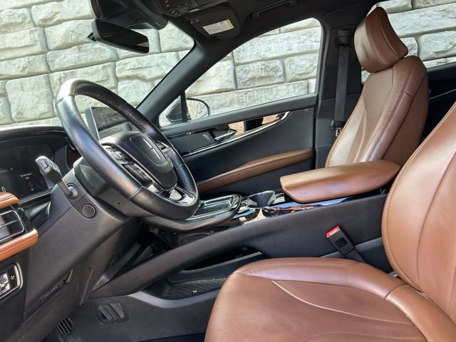 Used 2023 Lincoln Nautilus Reserve image 8