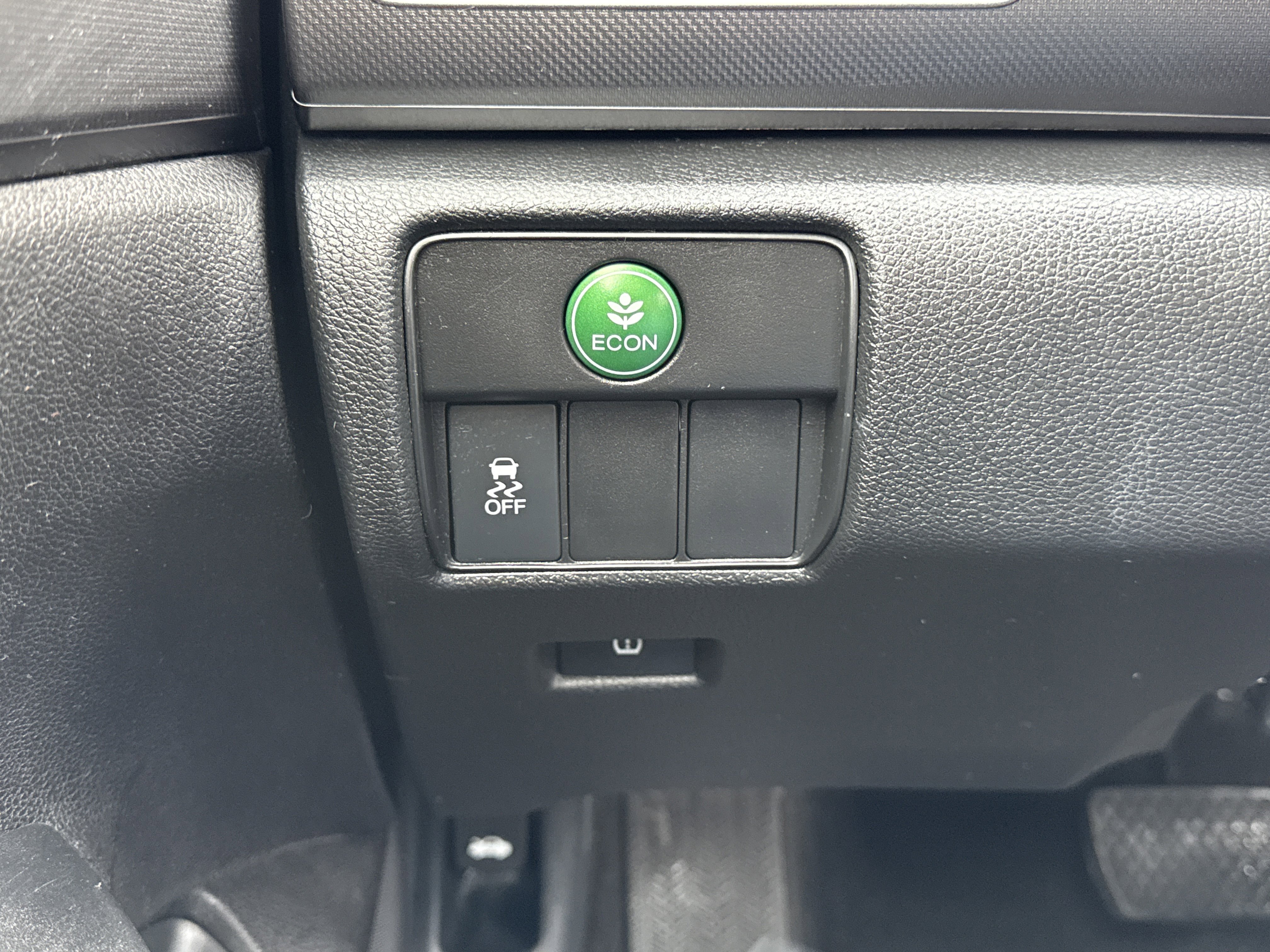 Used 2015 Honda Accord LX image 26