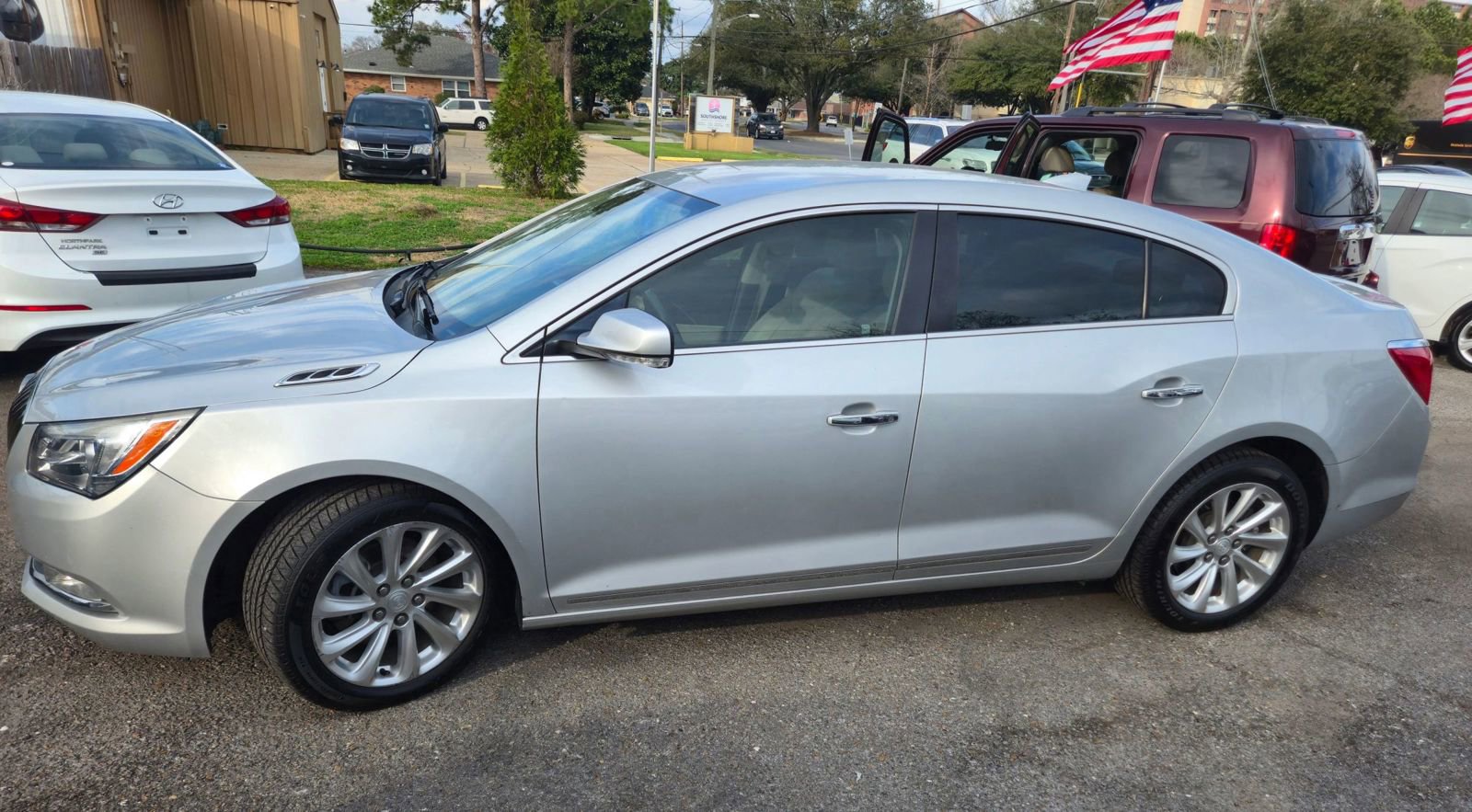 Used 2015 Buick LaCrosse Leather image 8