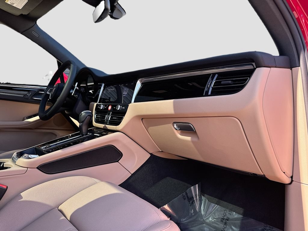 New 2026 Porsche Macan S AWD/4WD image 31