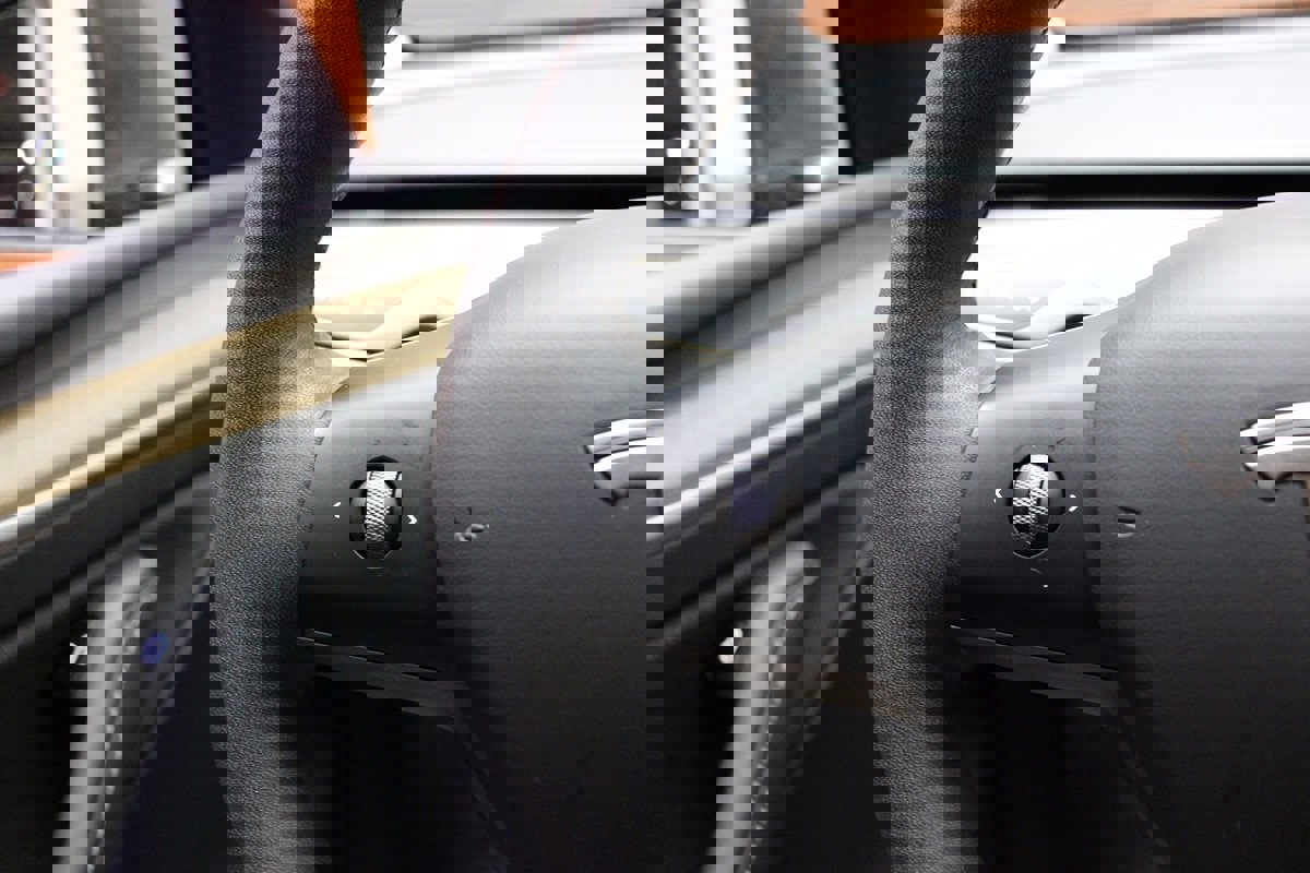 Used 2022 Tesla Model Y Long Range image 13