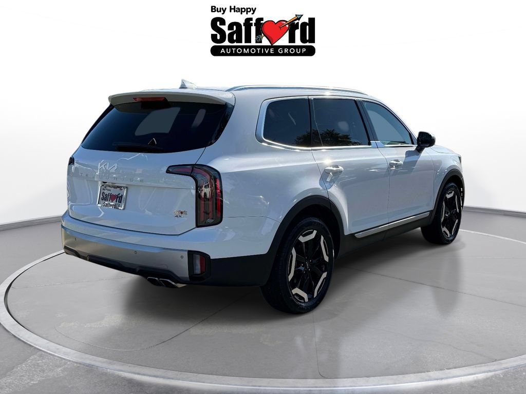 Used 2024 Kia Telluride EX w/ EX Captain's Chair Package AWD/4WD image 9