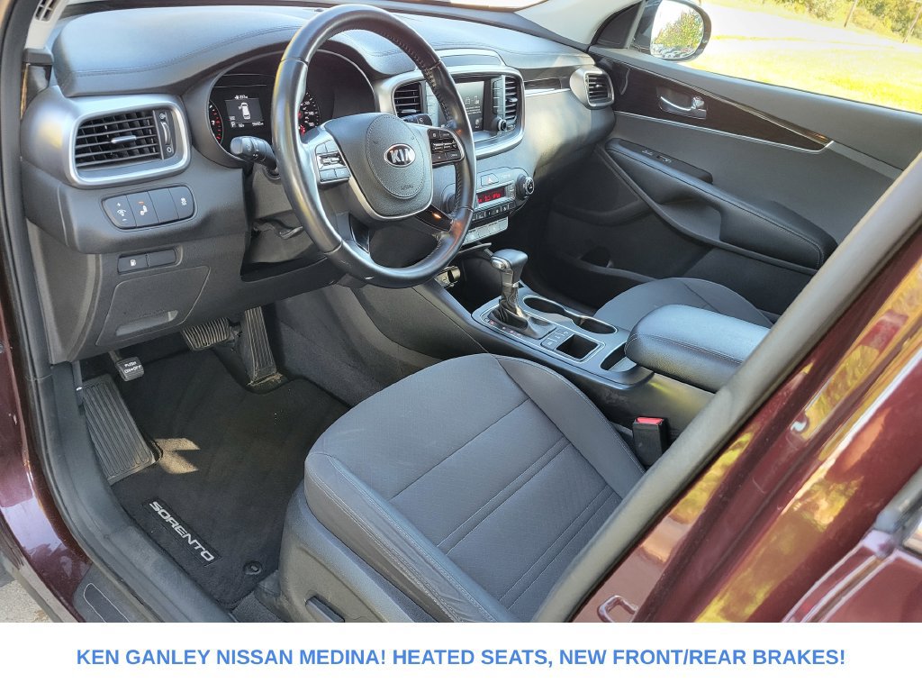 Used 2019 Kia Sorento S AWD/4WD image 25
