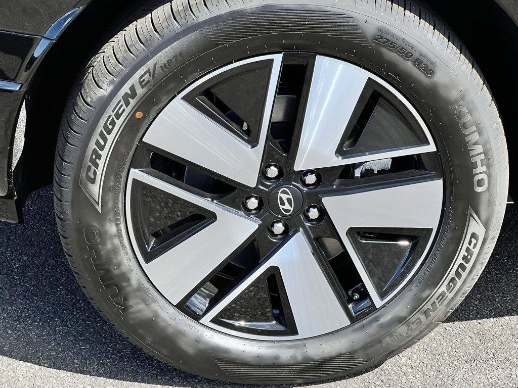New 2026 Hyundai Ioniq 9 SEL image 6