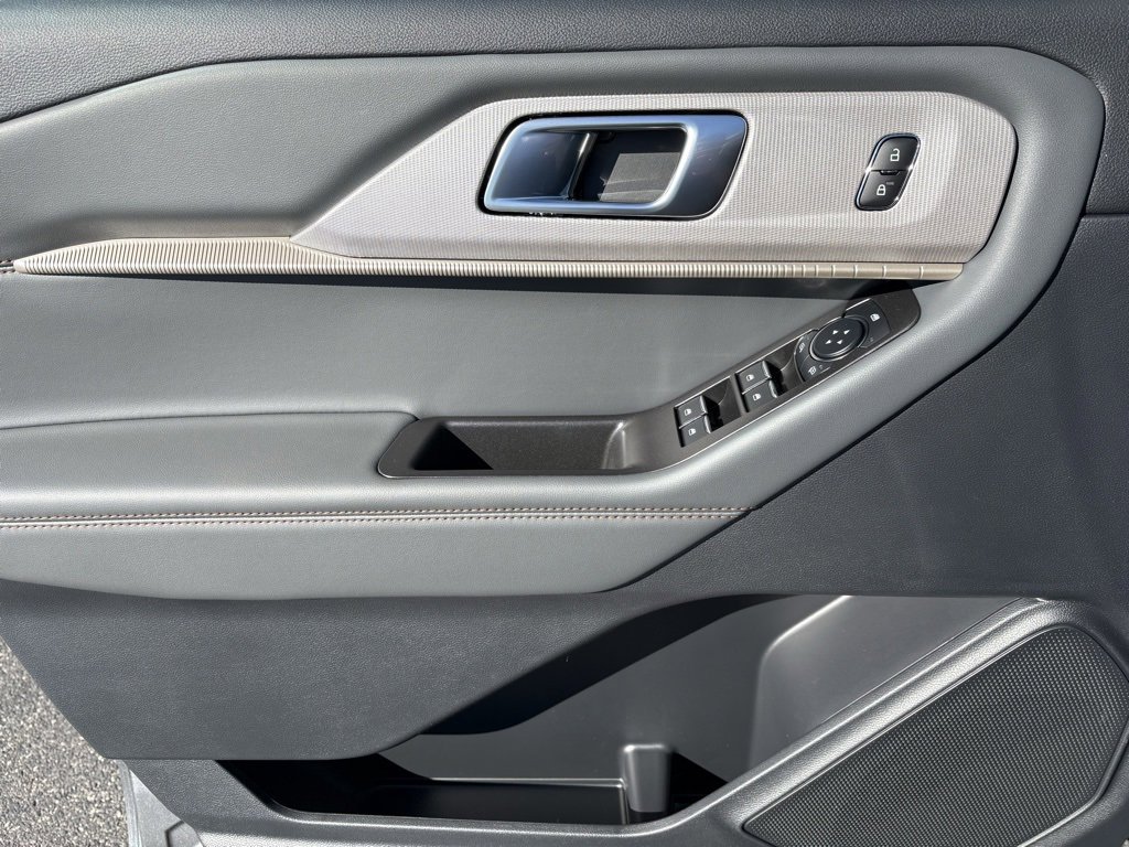 New 2026 Ford Explorer Active image 58