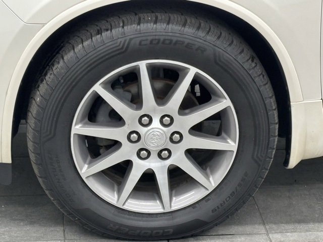 Used 2015 Buick Enclave Leather image 6