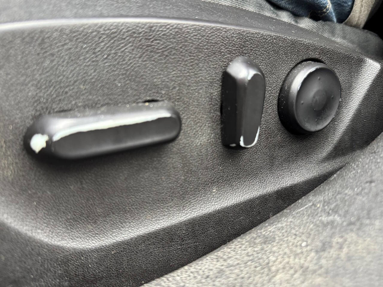 Used 2013 Buick Regal Premium FWD image 21