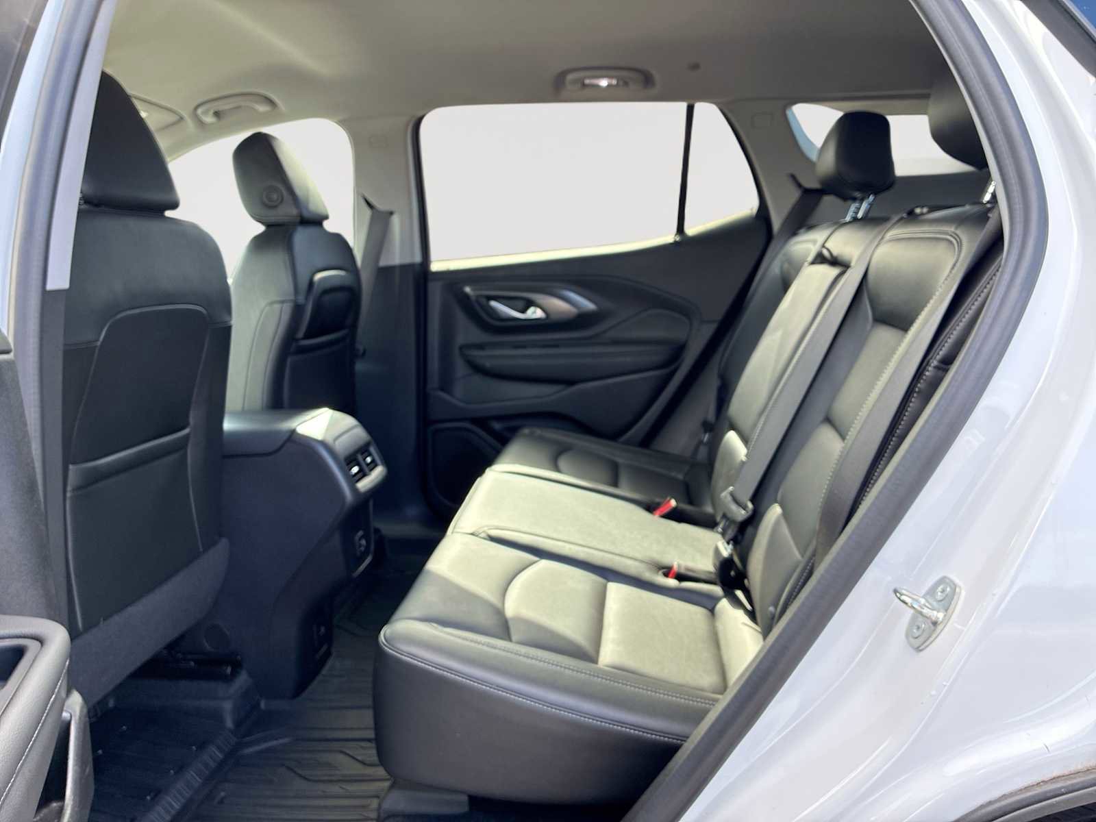 Certified 2024 GMC Terrain SLT w/ LPO, Floor Liner Package image 24