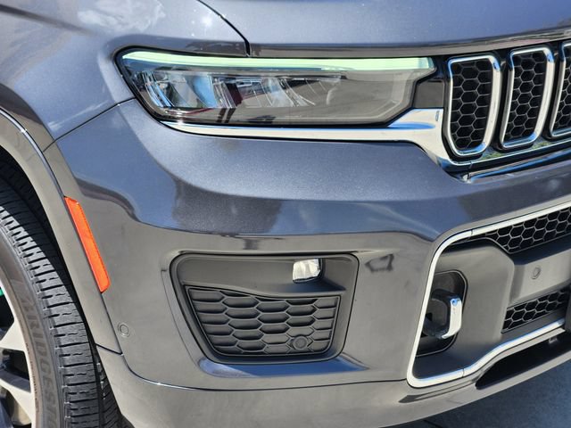 Certified 2021 Jeep Grand Cherokee L Overland w/ Luxury Tech Group IV AWD/4WD image 8