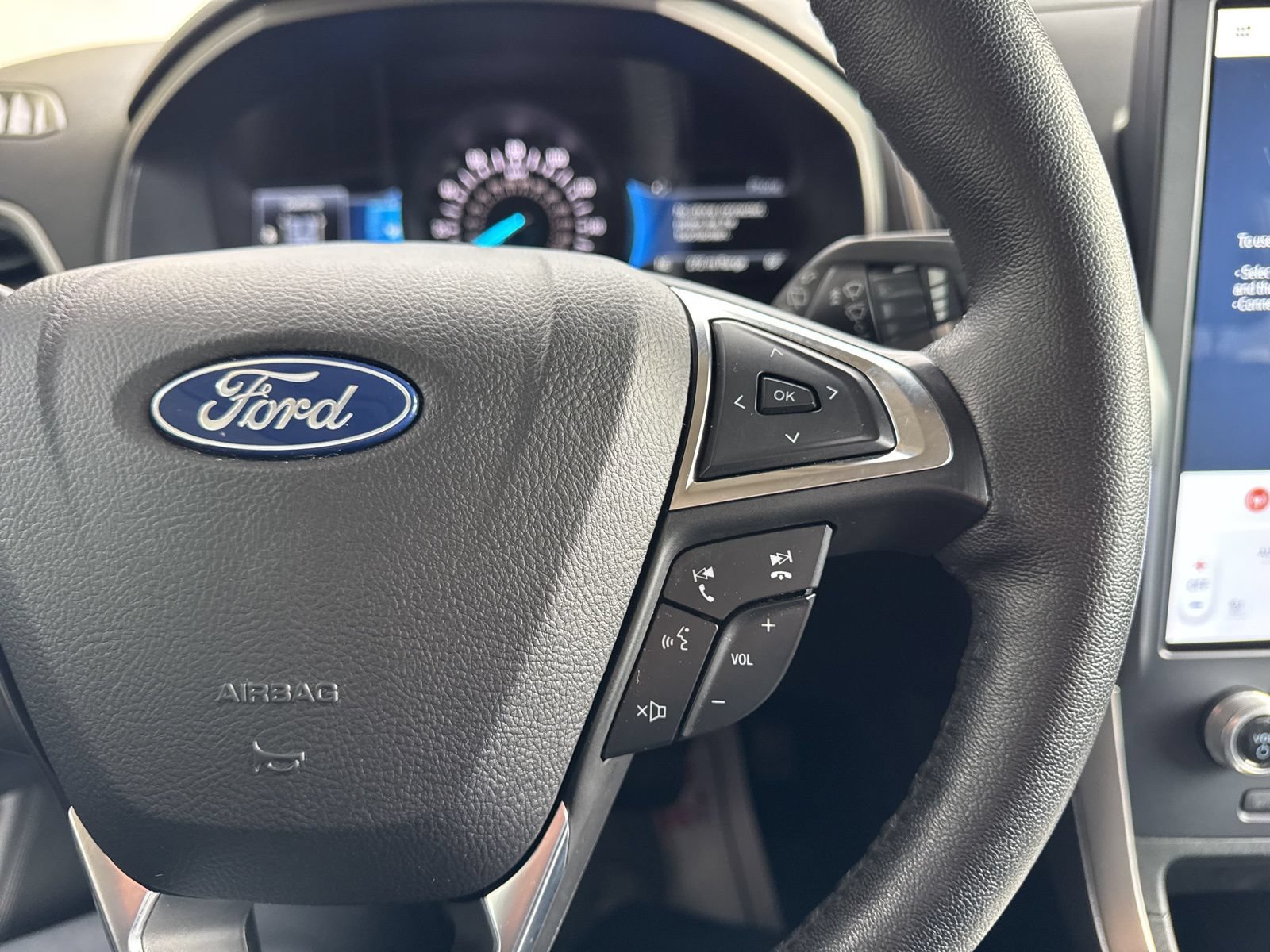 Certified 2023 Ford Edge SEL w/ Convenience Package AWD/4WD image 30