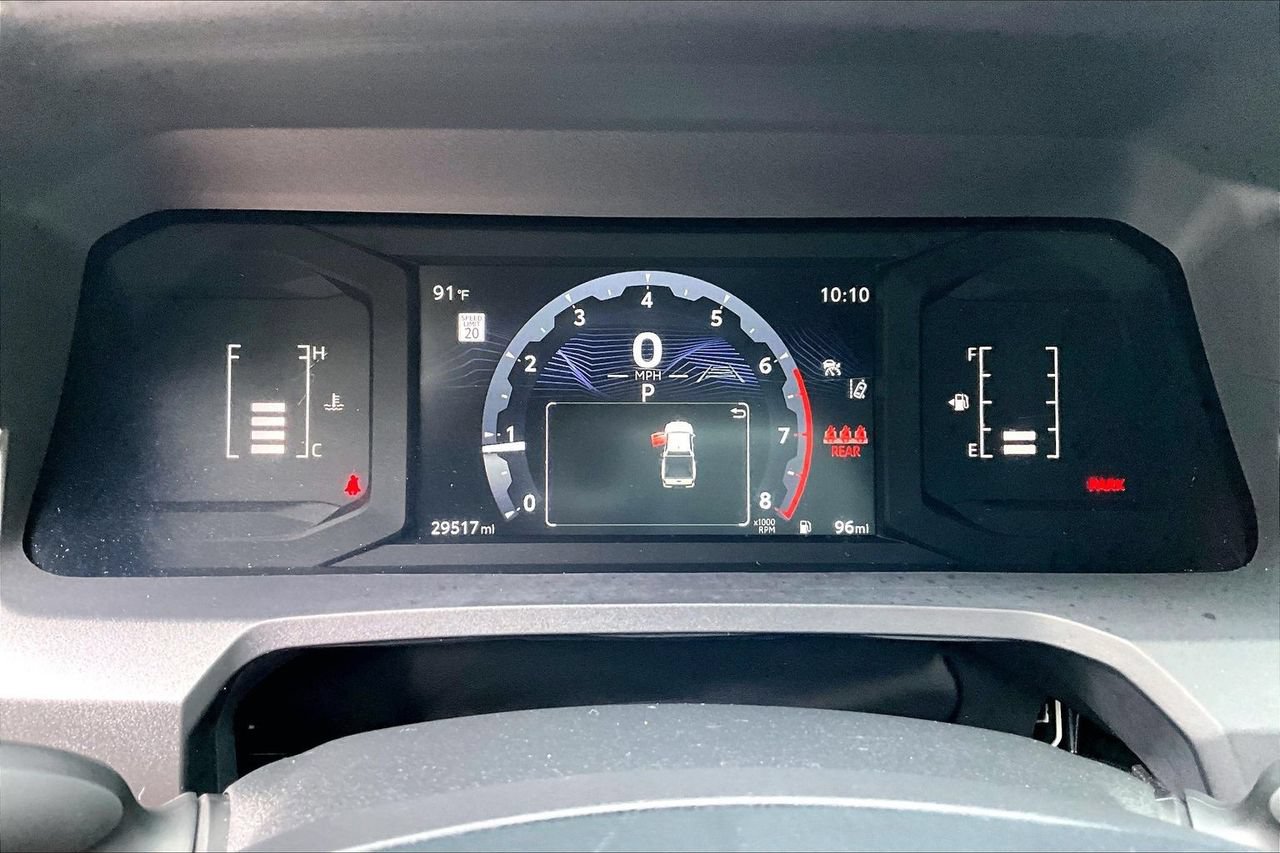 Used 2024 Toyota Tacoma SR5 AWD/4WD image 12