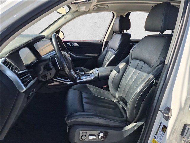 Used 2020 BMW X7 xDrive40i w/ Premium Package AWD/4WD image 12