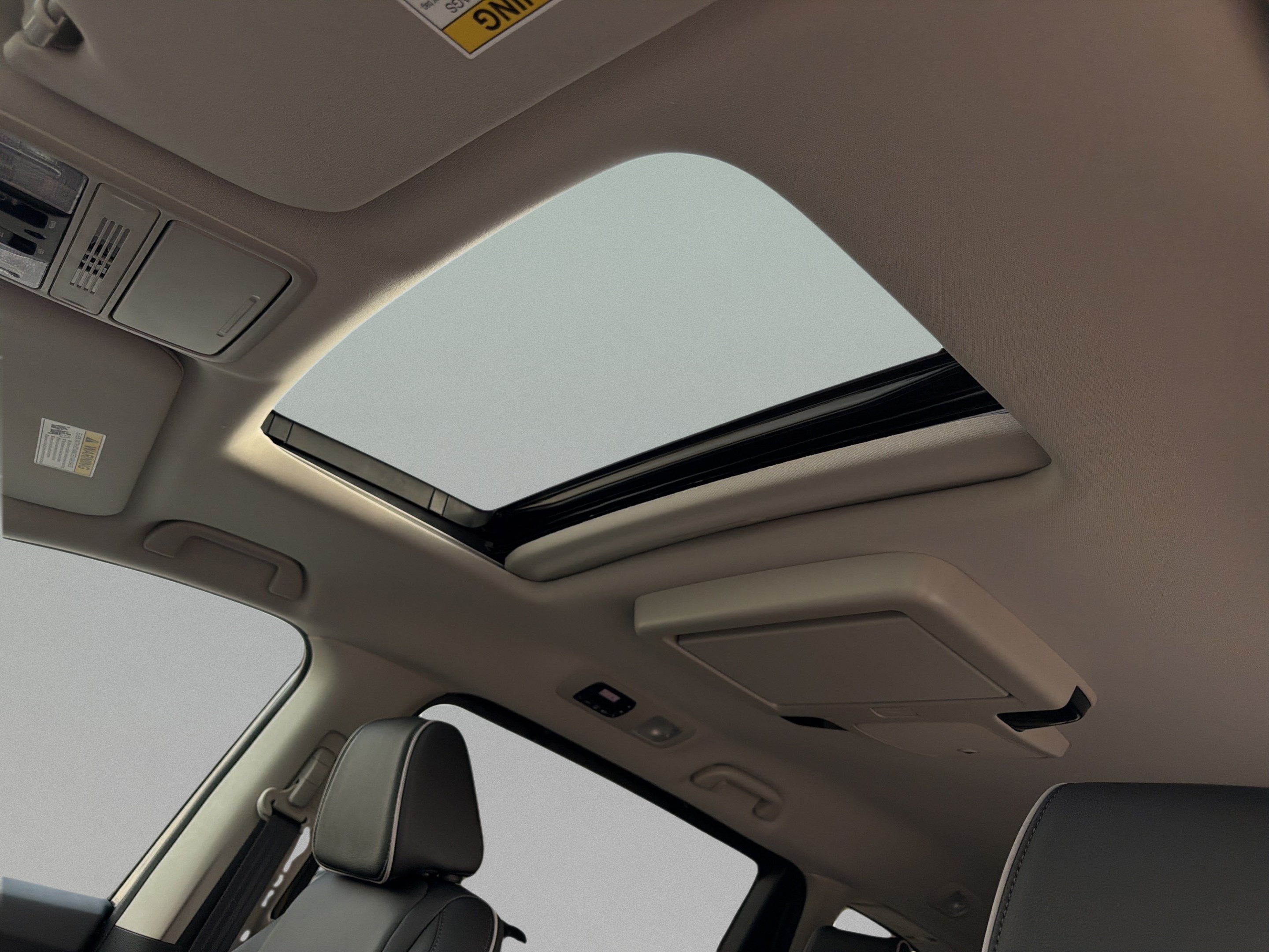 New 2026 Honda Odyssey Touring image 18