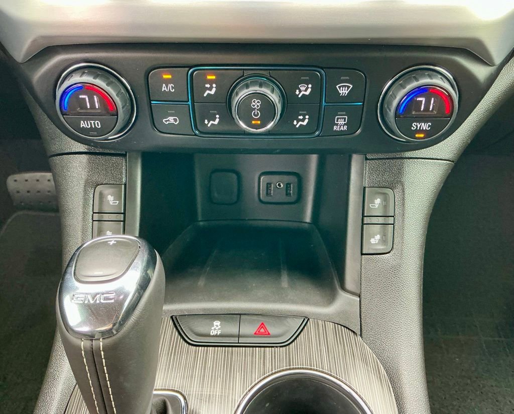 Used 2019 GMC Acadia SLT FWD image 34