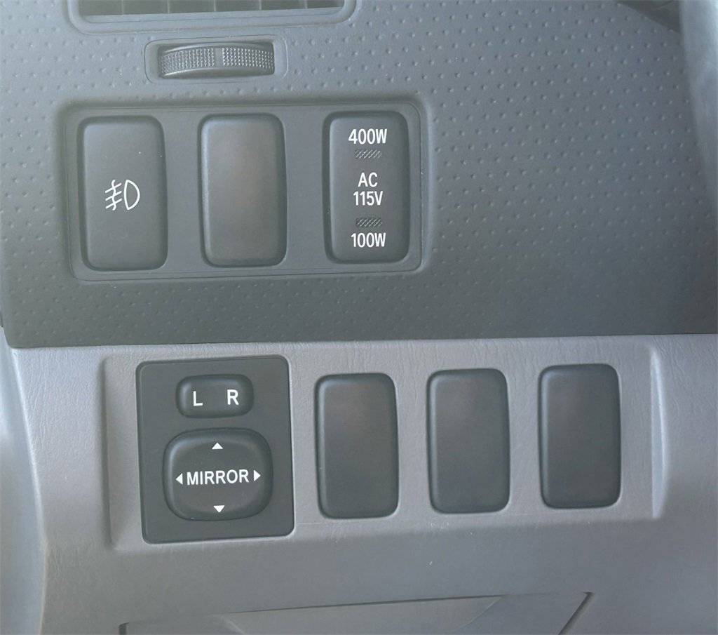 Used 2005 Toyota Tacoma 4x4 Double Cab w/ TRD Sport Pkg #2 image 14