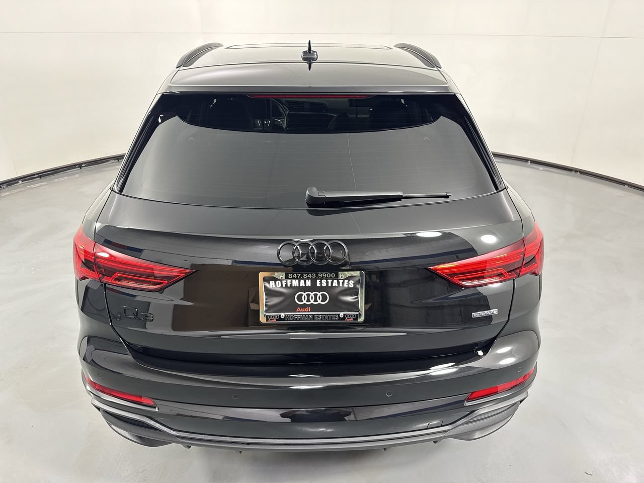 Used 2023 Audi Q3 2.0T Premium Plus w/ Premium Plus Package AWD/4WD image 34